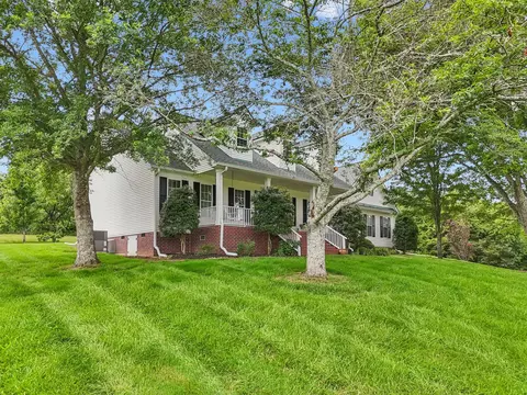 Exterior - 1387 Floyd Rd, Eagleville, TN 37060 photo 4 of 21