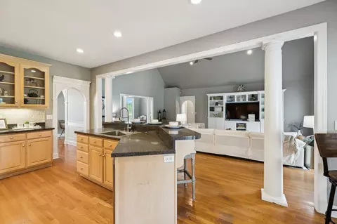 Kitchen - 1387 Floyd Rd, Eagleville, TN 37060 photo 3 of 8