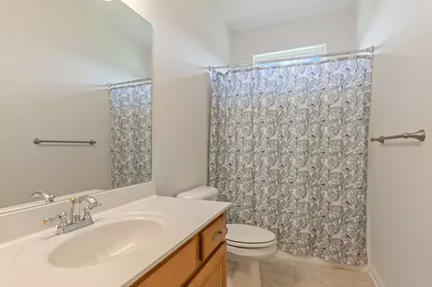 Bath - 123 River Downs Blvd, Murfreesboro, TN 37128 photo 4 of 4