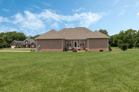Exterior - 123 River Downs Blvd, Murfreesboro, TN 37128 photo 5 of 7