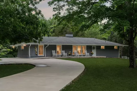 1776 Seven Mile Ferry Rd, Clarksville, TN 37040