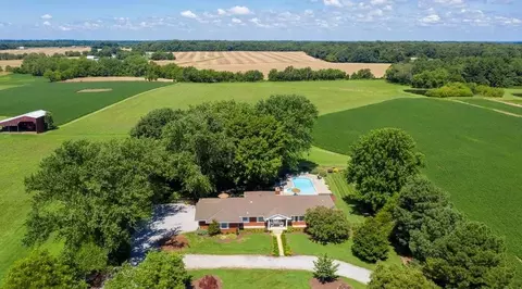 5654 Borthick Rd, Springfield, TN 37172