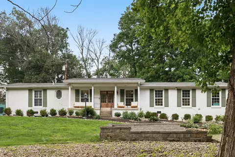 300 Forrest Valley Dr, Nashville, TN 37209