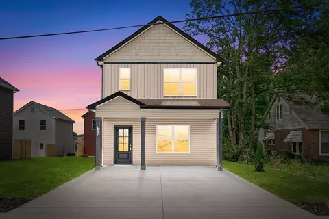 109 Adkins St #B, Clarksville, TN 37042