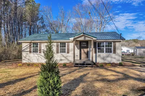 123 Bennett Dr, La Fayette, GA 30728