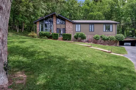 7056 Cotton Blossom Ln, Nashville, TN 37221