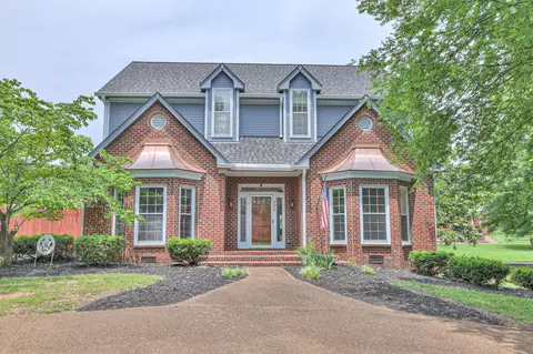 101 Spring Creek Trl, Hendersonville, TN 37075