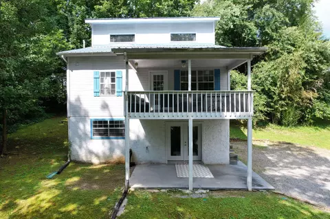 332 Nancy Cv SE, Cleveland, TN 37323