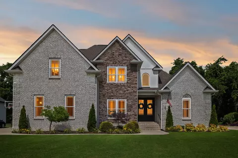 3004 Beaulah Dr, Murfreesboro, TN 37128