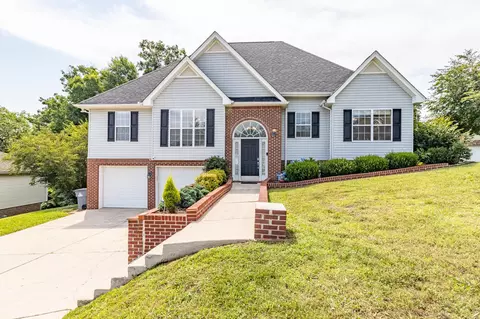 7322 British Rd, Ooltewah, TN 37363
