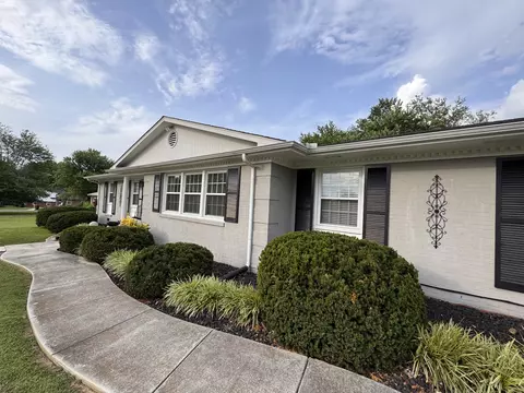 303 Stardust Dr, Shelbyville, TN 37160