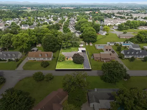 511 Campfire Dr, Murfreesboro, TN 37129 photo 2
