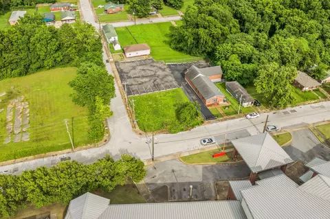 145 Field Ave, Memphis, TN 38109 photo 12