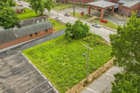 145 Field Ave, Memphis, TN 38109 photo 8