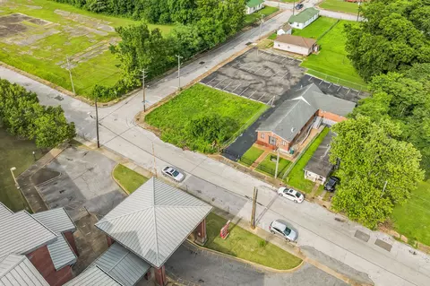 145 Field Ave, Memphis, TN 38109 photo 14