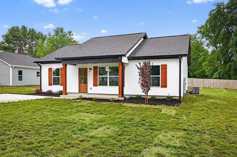 637 Wilson St, Greenbrier, TN 37073