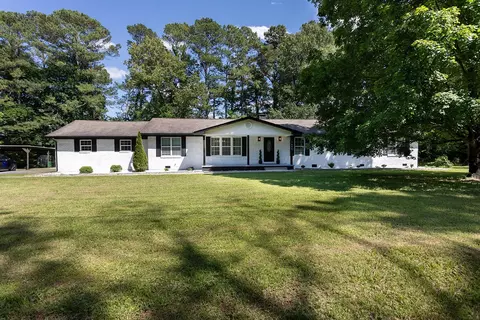 1645 Watkins St SE, Cleveland, TN 37323
