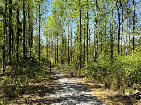 371 County Road 357, Sweetwater, TN 37874