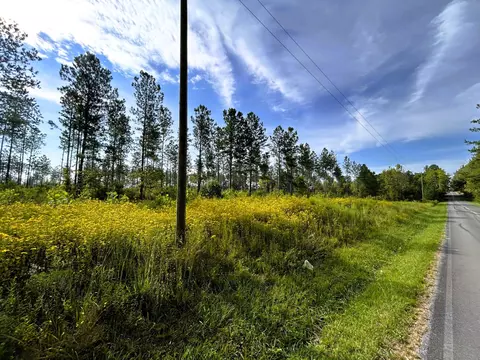 2 Hughes Lake Rd SE, Cleveland, TN 37323