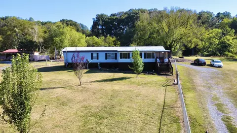 224 Worth St NE, Charleston, TN 37310