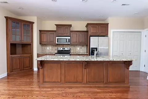 8230 Double Eagle Ct, Ooltewah, TN 37363 photo 5