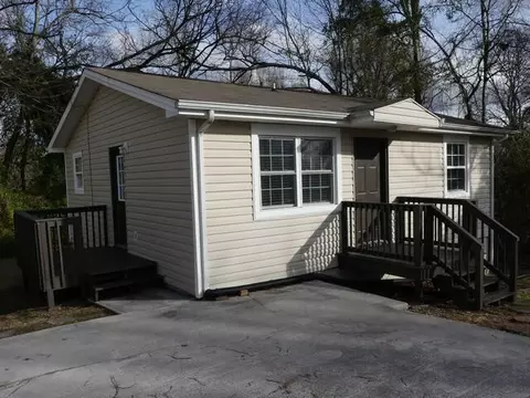 1003 Knoxville Ave, Athens, TN 37303