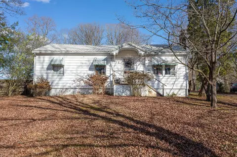 1029 S Jackson St, Athens, TN 37303