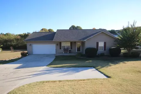 253 Oakland Rd, Sweetwater, TN 37874