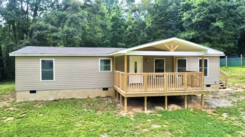 228 County Road 725, Riceville, TN 37370