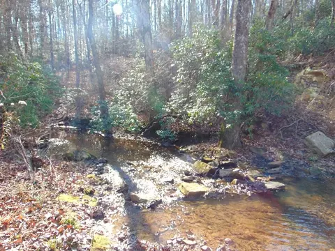 2414 Graysville Rd, Graysville, TN 37338