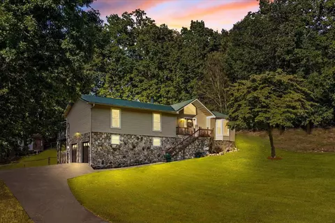 762 Smitherman Rd, Ringgold, GA 30736