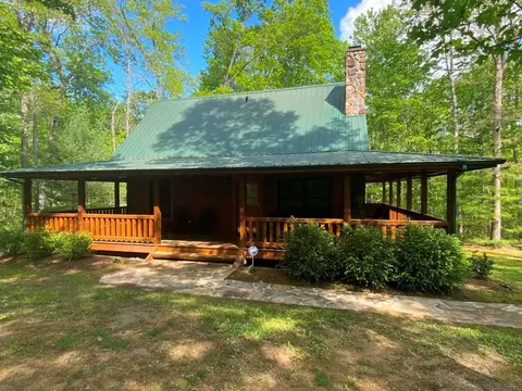 941 Wilderness Trl, Oneida, TN 37841 photo 2