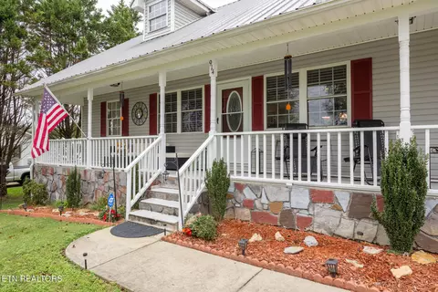 914 Crosby Ln, Spring City, TN 37381