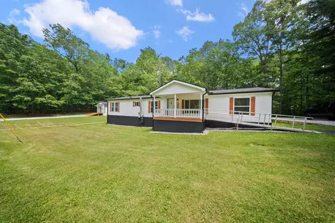 7336 Big Horn Dr, Crossville, TN 38572