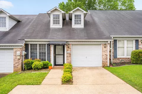 6721 Hickory Manor Cir, Chattanooga, TN 37421
