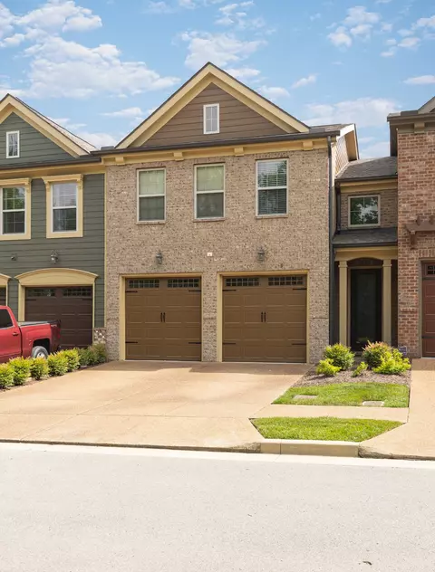 913 Silkwood Cir, Nashville, TN 37221