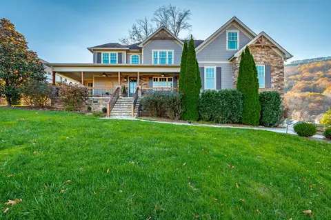 556 Kestrel Ln, Chattanooga, TN 37419