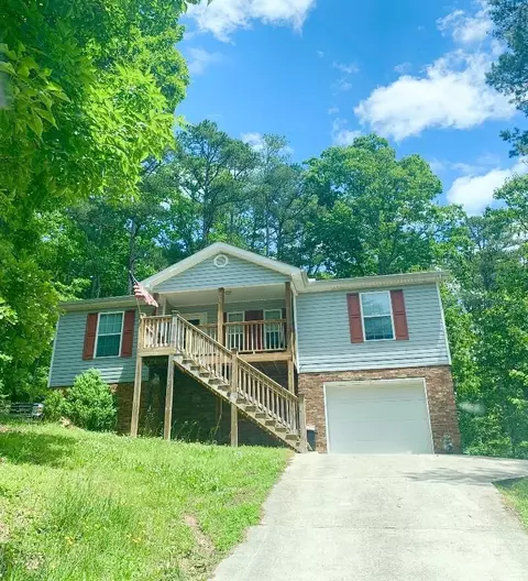 1058 Crestridge Dr, Rossville, GA 30741
