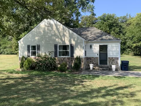 206 Longwood St, Chickamauga, GA 30707