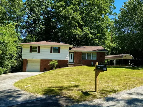3802 Highland Cir, Chattanooga, TN 37415