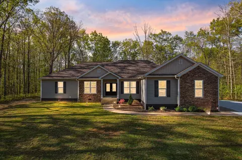 803 Mountain Shadows Dr, Monteagle, TN 37356