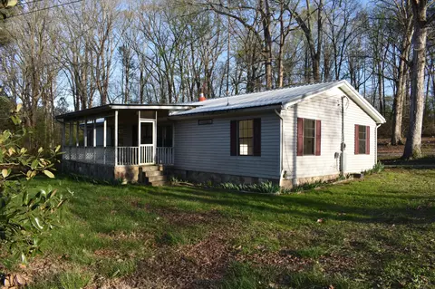 237 Bell Ct, Chickamauga, GA 30707