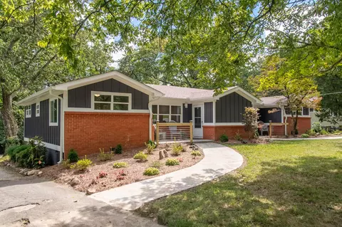 712 Kentucky Ave, Signal Mountain, TN 37377