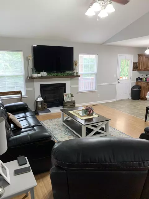 944 Van Dell Dr, Rock Spring, GA 30739 photo 4