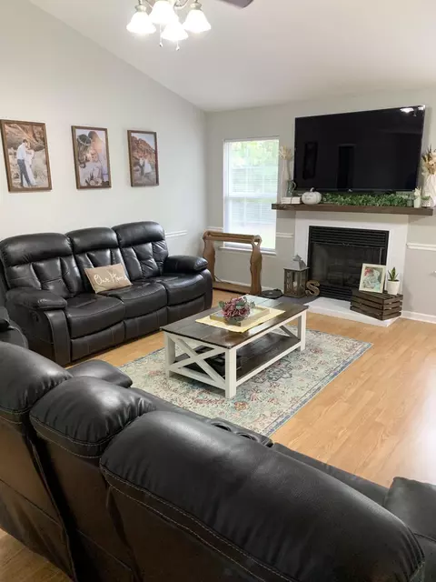 944 Van Dell Dr, Rock Spring, GA 30739 photo 3
