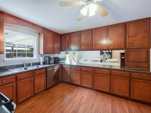 99 Starlight Dr, Rock Spring, GA 30739 photo 6