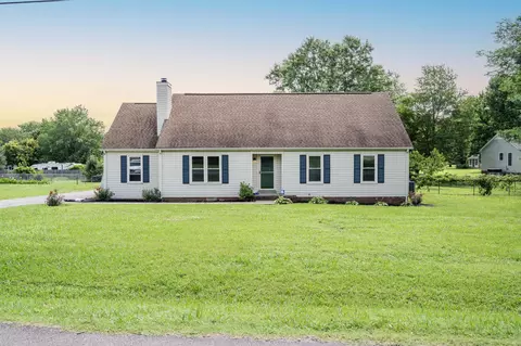 215 Mcniel Dr, Murfreesboro, TN 37128