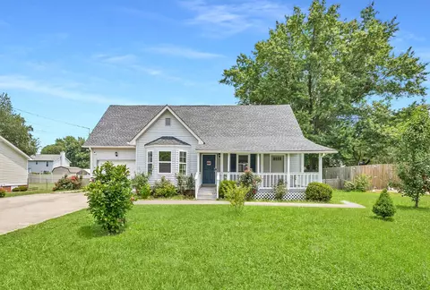 3405 Polly Dr, Clarksville, TN 37042
