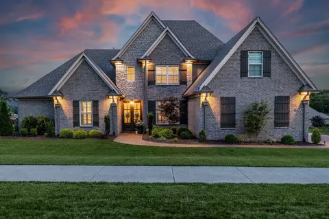 109 Mulberry Grv, Gallatin, TN 37066