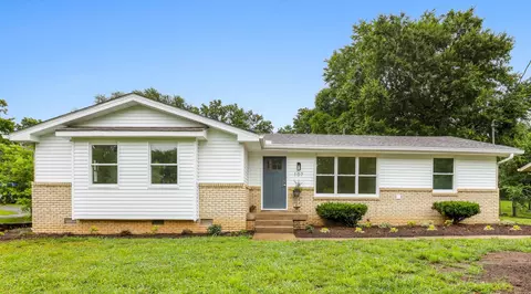 107 Hillsdale Dr, Hendersonville, TN 37075